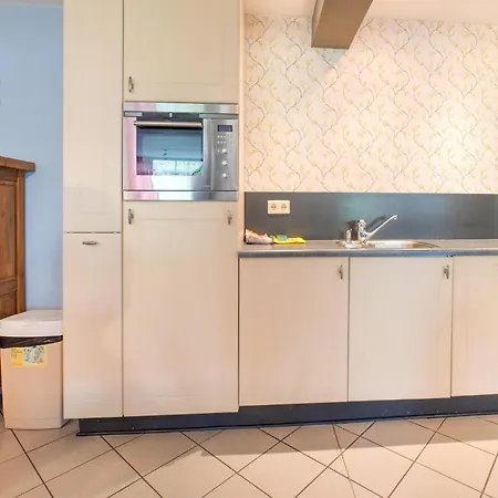 Spacious Group Getaway With Garden, Cleaning Included * Ulestraten
